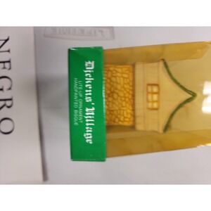 Dickens Village‎ Lite-Up House Ornament Handpainted Bisque Christmas Village